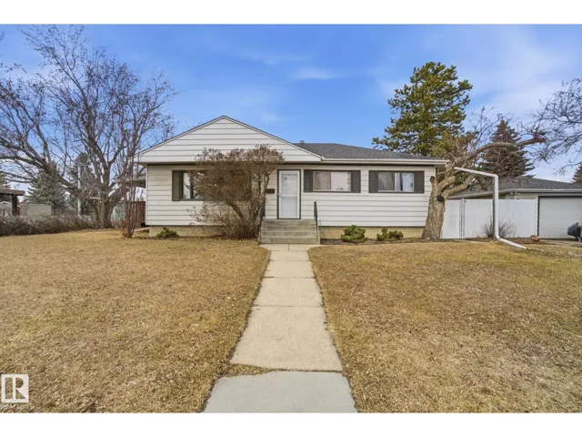 8208 73 AV NW, Edmonton, Alberta T6C0C9