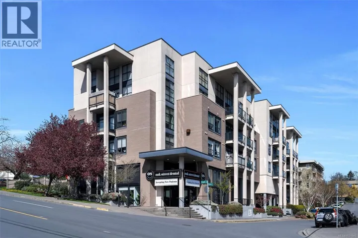 205 820 Short St, Saanich, British Columbia V8X2V6