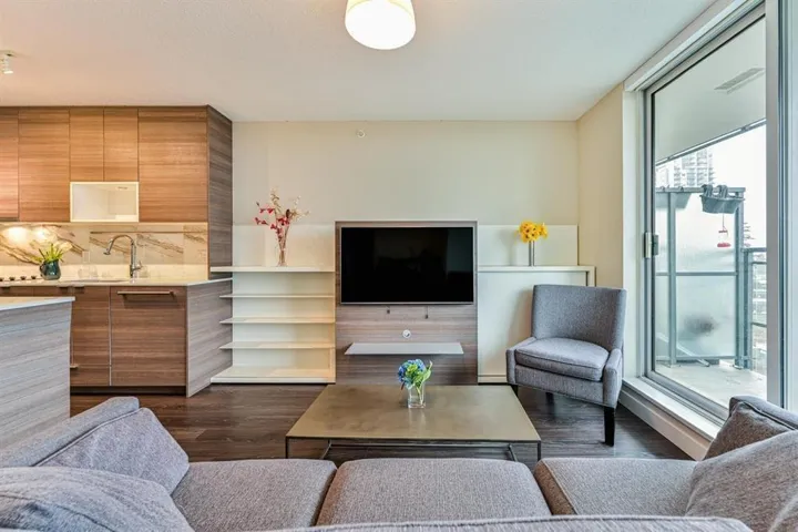 1205 13398 104 AVENUE, Surrey, British Columbia V3T1V6