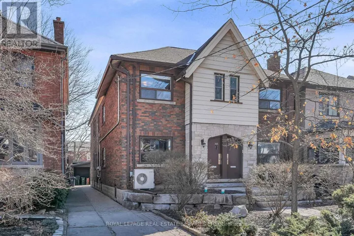 393* WILLARD AVENUE, Toronto (Runnymede-Bloor West Village), Ontario M6S3R4