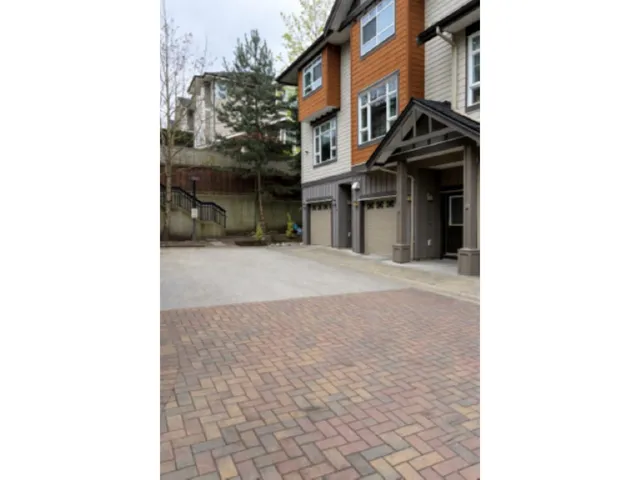 40 2979 156 STREET, Surrey, British Columbia V3Z8V8