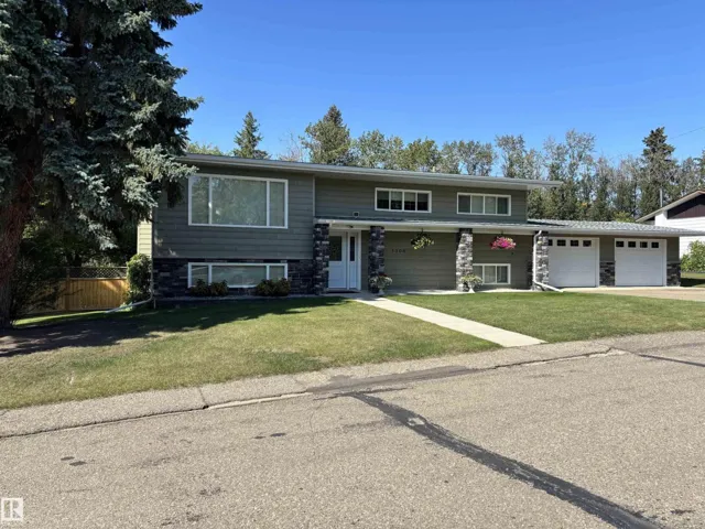 5306 52 ST, Elk Point, Alberta T0A1A0