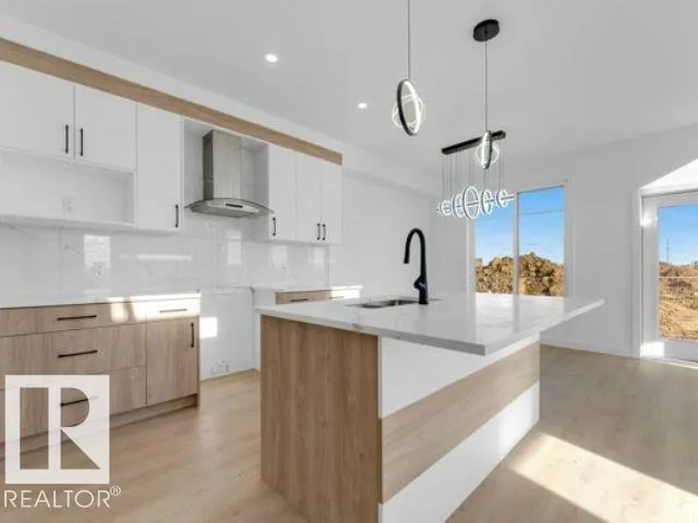 8512 MAYDAY RUN RU SW, Edmonton, Alberta T6X1A2