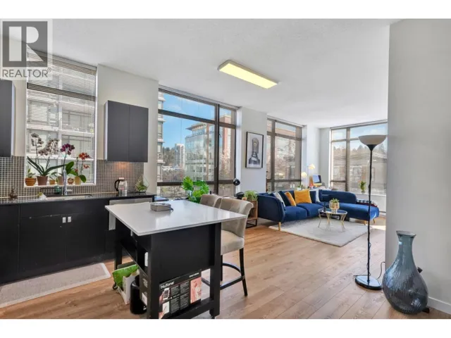 301 121 BREW STREET, Port Moody, British Columbia V3H0E2