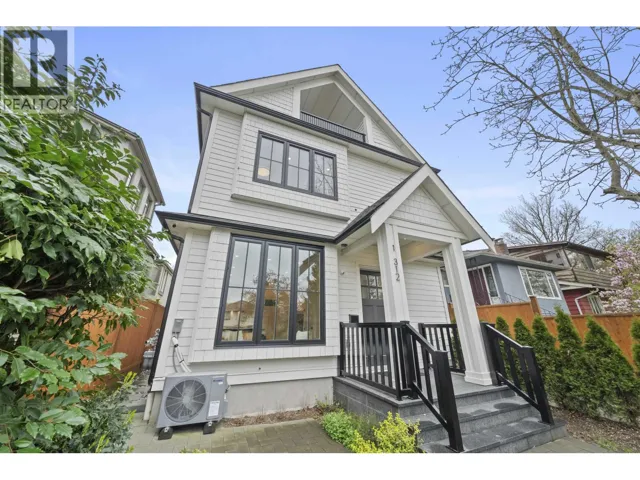 1 312 E 40TH AVENUE, Vancouver, British Columbia V5W1L9