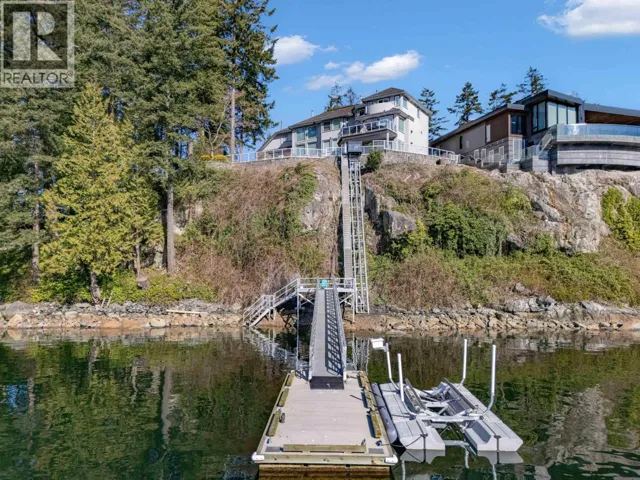 242 TURTLEHEAD ROAD, Belcarra, British Columbia V3H4P2
