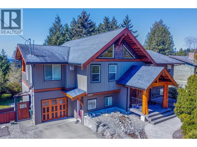 4759 LAUREL AVENUE, Sechelt, British Columbia V7Z0B4