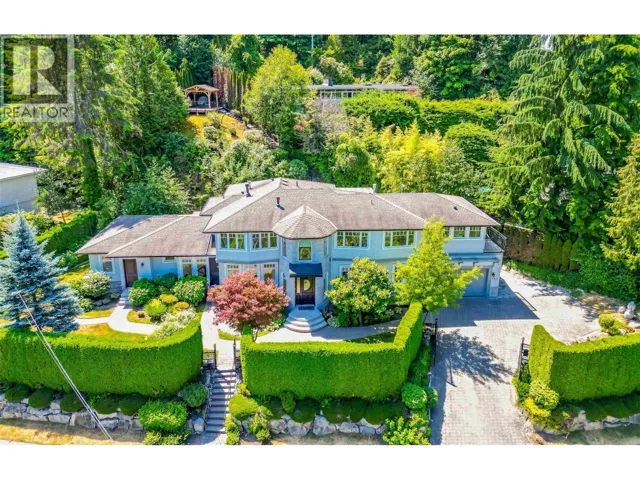 760 BURLEY DRIVE, West Vancouver, British Columbia V7T1Z6