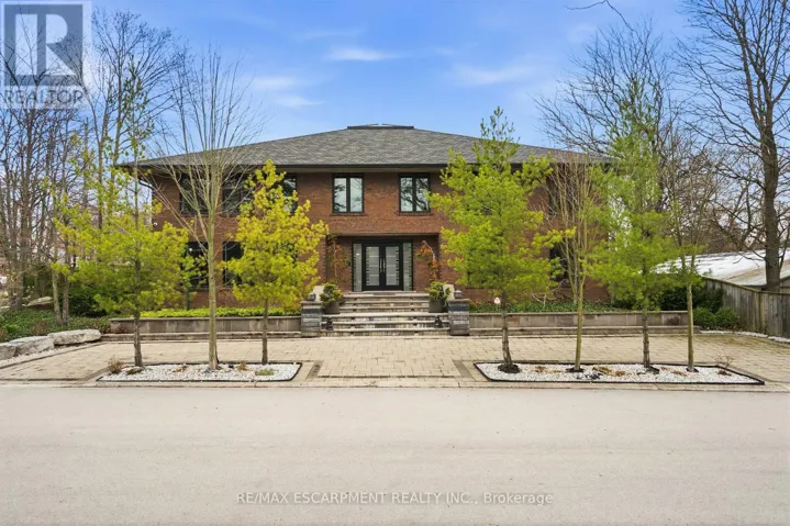78 TERRACE DRIVE, Hamilton (Dundas), Ontario L9H3X2