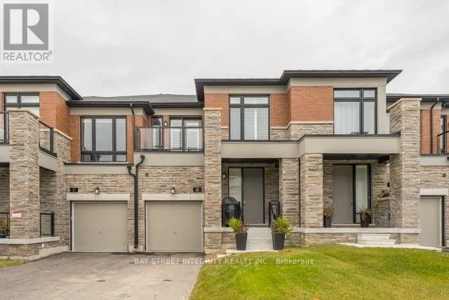 49 BADGEROW WAY, Aurora, Ontario L4G0Z5