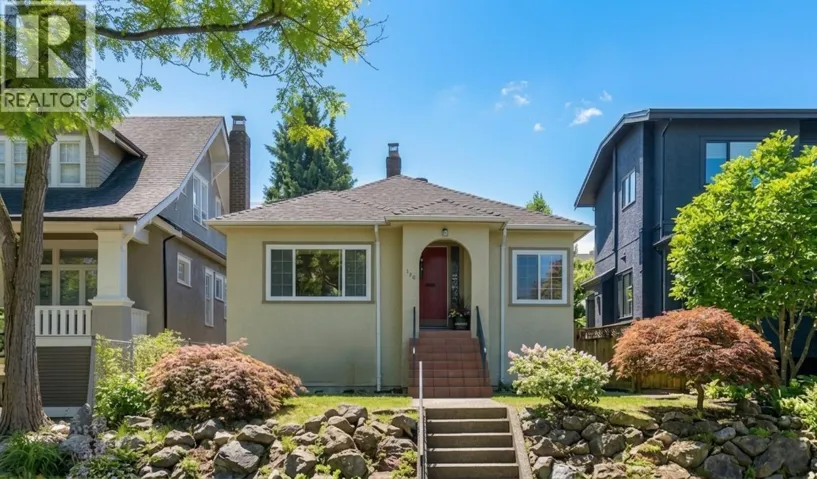 128w 20th W MAIN, Vancouver, British Columbia B5Y2C3