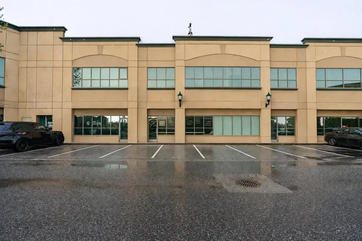 112 12888 80 AVENUE, Surrey, British Columbia V3W3A8