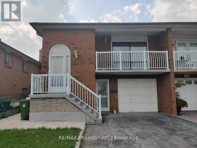 114 SENTINEL ROAD, Toronto (York University Heights), Ontario M3J1S9