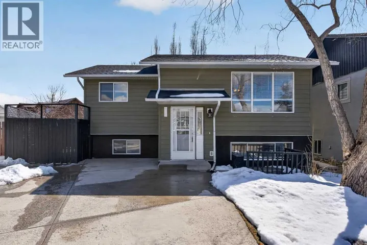 32 Fallingworth Court NE, Calgary, Alberta T3J1G4