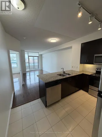 806 - 736 SPADINA AVENUE, Toronto (University), Ontario M5S2J6