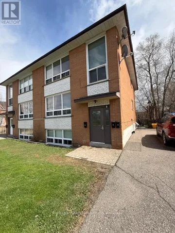 9 ELLEN STREET, Mississauga (Streetsville), Ontario L5M1R8