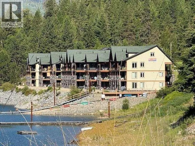 5570 Broadwater Road Unit# 315, Castlegar, British Columbia V1N0A1