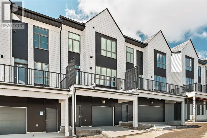 717 Sovereign Common SW, Calgary, Alberta T3C3Y3