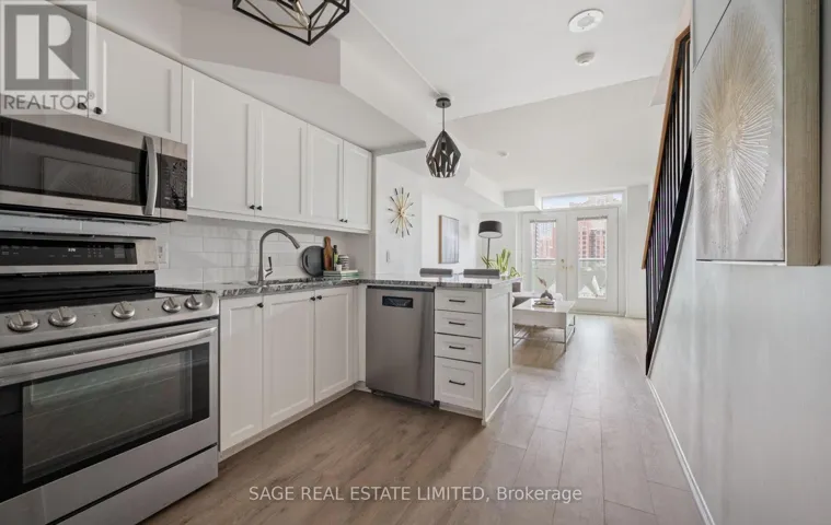 707 - 17 MICHAEL POWER PLACE, Toronto (Islington-City Centre West), Ontario M9A5G5