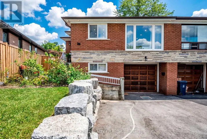 26 DELLBROOK CRESCENT, Toronto (Humber Summit), Ontario M9L1E2