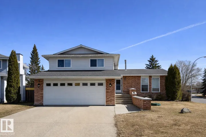 1835 104A ST NW, Edmonton, Alberta T5J5C1