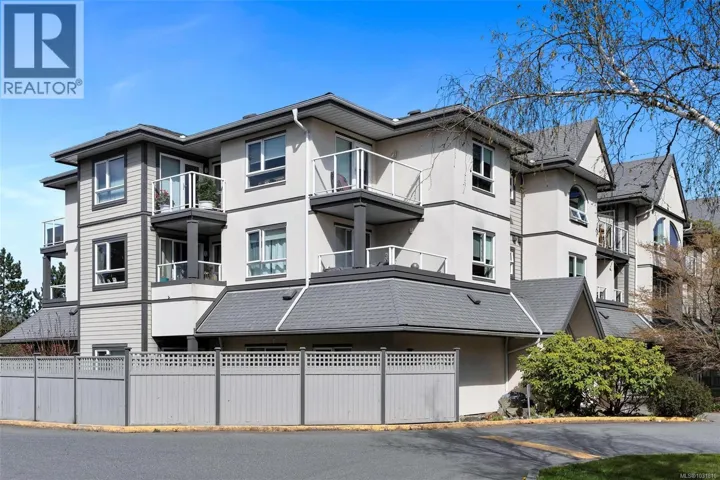 304 2227 James White Blvd, Sidney, British Columbia V8L1Z5