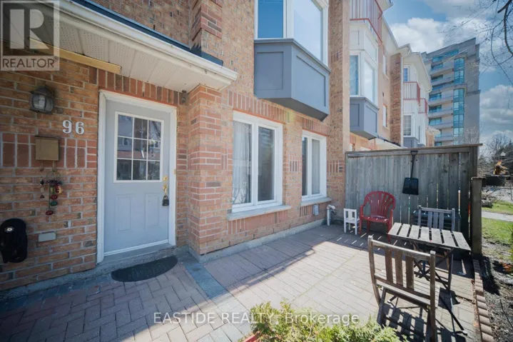 96 - 151 TOWNSGATE DRIVE, Vaughan (Crestwood-Springfarm-Yorkhill), Ontario L4J8J7