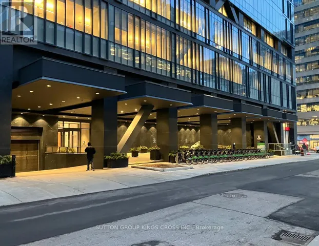3901 - 488 UNIVERSITY AVENUE, Toronto (Kensington-Chinatown), Ontario M5G0C1