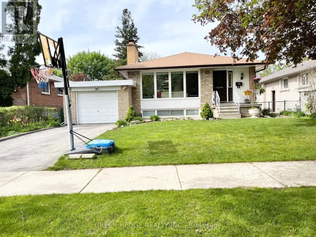 LOWER LEVEL - 30 TAPLEY DRIVE, Toronto (Willowridge-Martingrove-Richview), Ontario M9R3P4