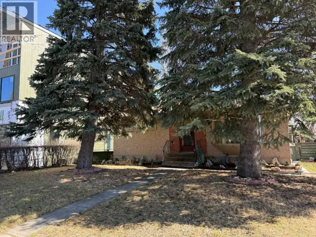 2716 45 Street SW, Calgary, Alberta T3E3T4