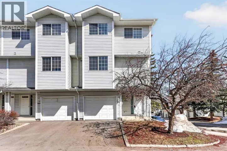 404 Hawkstone Manor NW, Calgary, Alberta T3G3X2