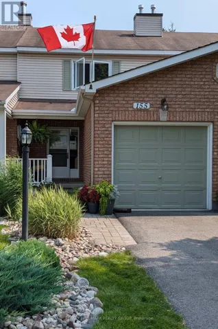 155 MARKLAND CRESCENT, Ottawa, Ontario K2G5Z7