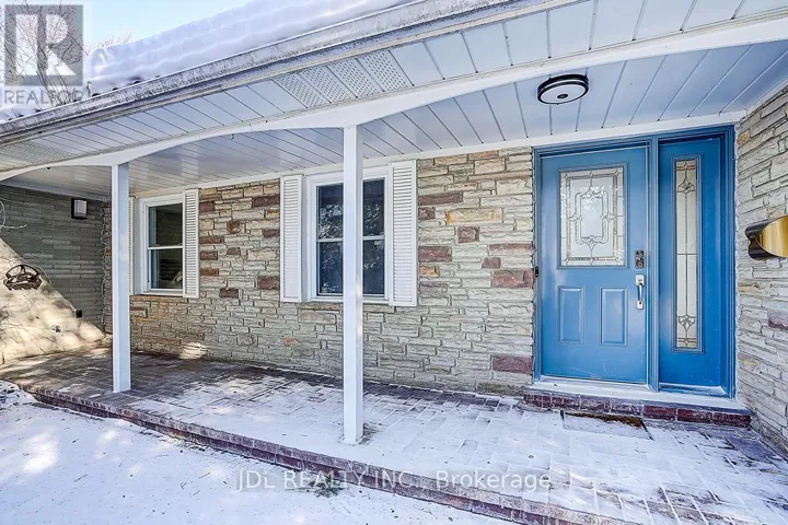 15 CROSSBURN DRIVE, Toronto (Banbury-Don Mills), Ontario M3B2Z3