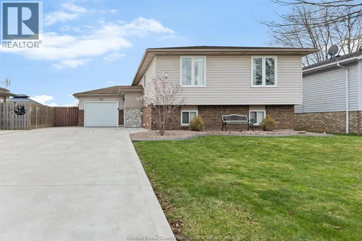 121 MEDITERRANEAN AVENUE, Amherstburg, Ontario N9V3X7