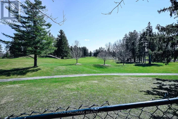 12 FAIRWAY LANE, Guelph (Riverside Park), Ontario N1E7A9