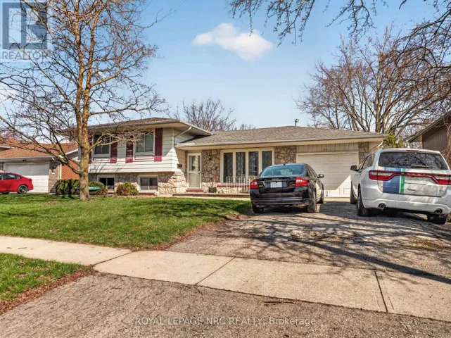 LOWER - 34 PRESTON PLACE, Welland (N. Welland), Ontario L3C3K3