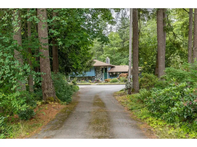 20244 27 AVENUE, Langley, British Columbia V2Z1X3