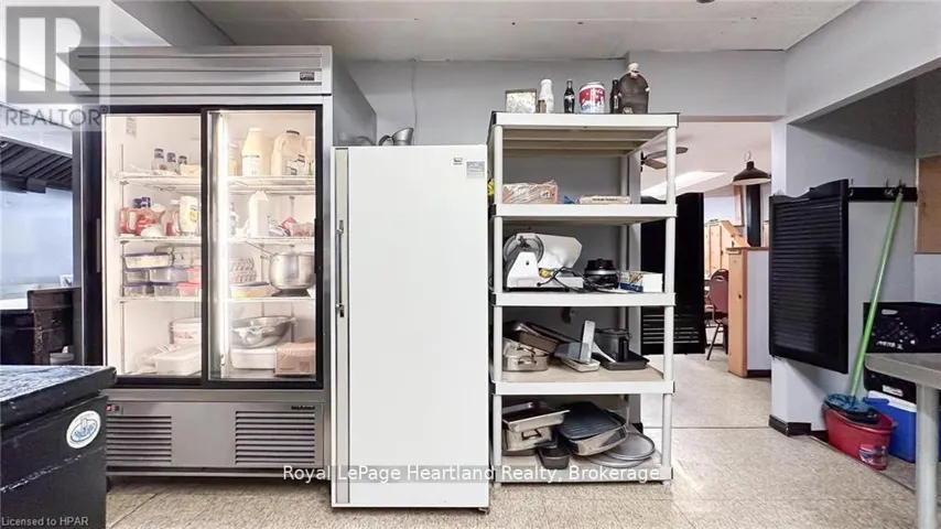 780