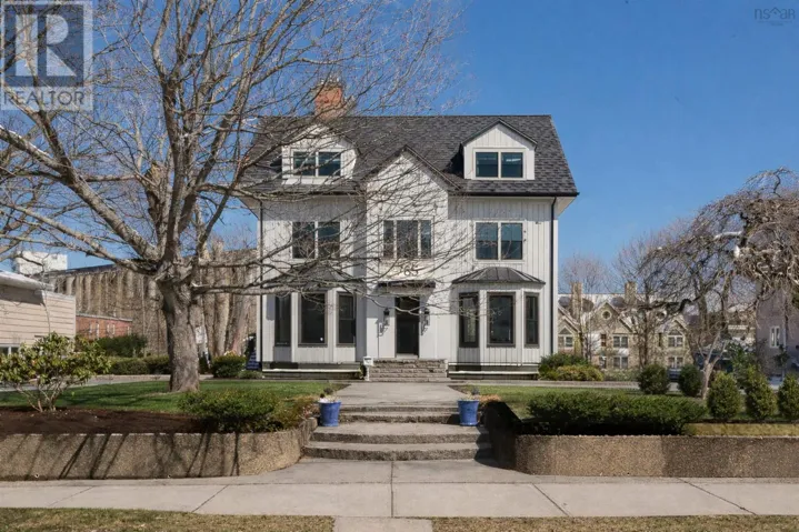785 Young Avenue, Halifax, Nova Scotia B3H2V8