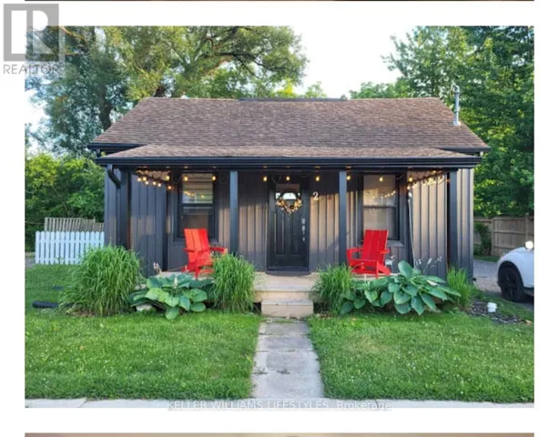 2 OPECHEE STREET, St. Thomas, Ontario N5R1V9