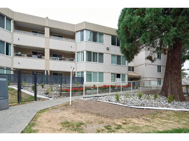 113 9635 121 STREET, Surrey, British Columbia V3V7L8