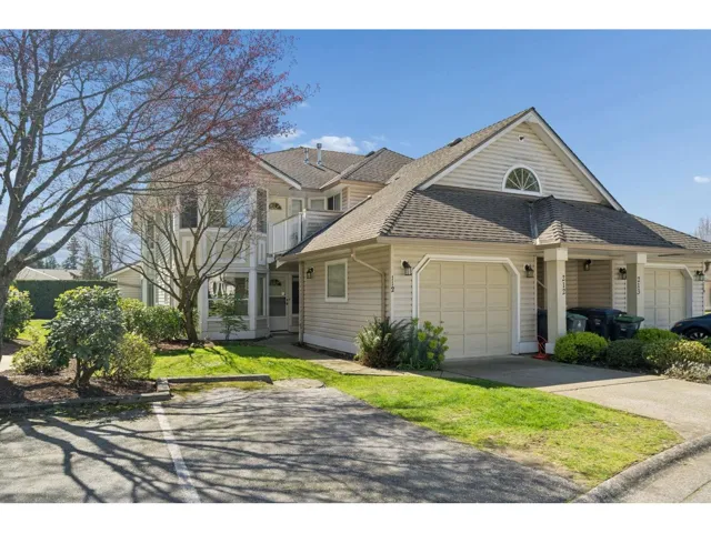 112 16031 82 AVENUE, Surrey, British Columbia V4N0N4