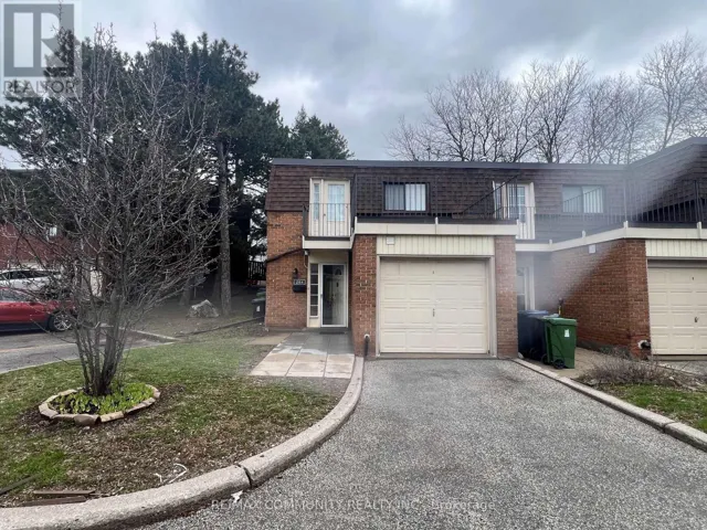 284 SPRUCEWOOD COURT, Toronto (L'Amoreaux), Ontario M1W1P8