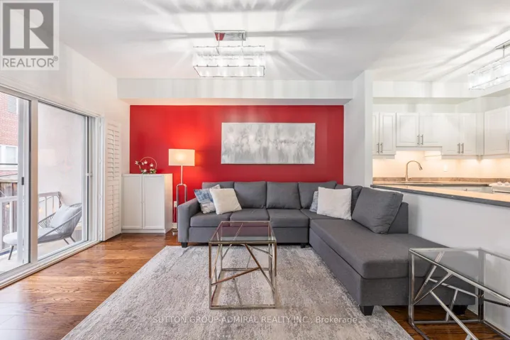 102 - 9944 KEELE STREET, Vaughan (Maple), Ontario L6A3Z4