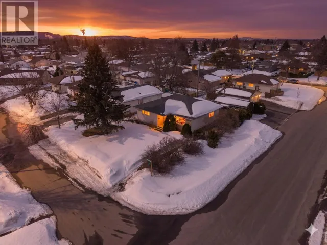 231 Briar Bay, Thunder Bay, Ontario P7C1M1