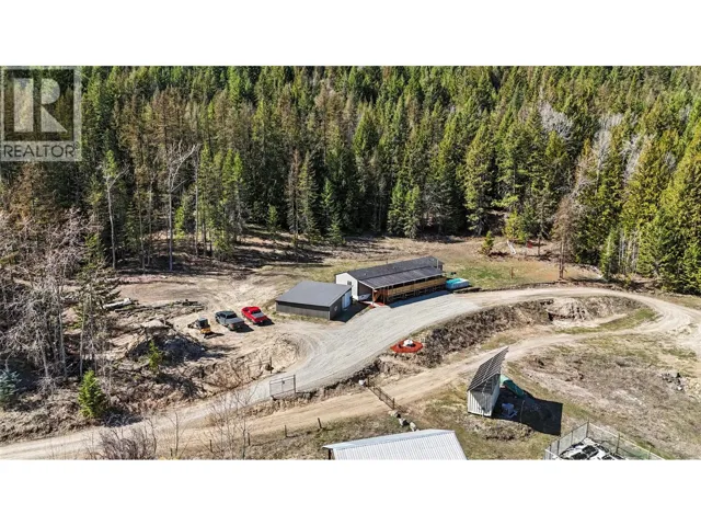 10899 SEABROOK Road, Grand Forks, British Columbia V0H1H8