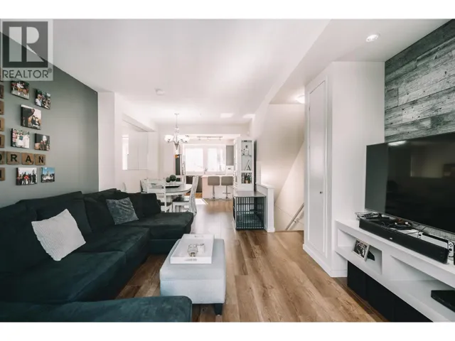 136 2418 AVON PLACE, Port Coquitlam, British Columbia V3B0C7