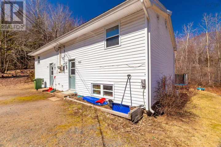 423 - 425 Canaan Avenue, Highbury, Nova Scotia B4N3V8
