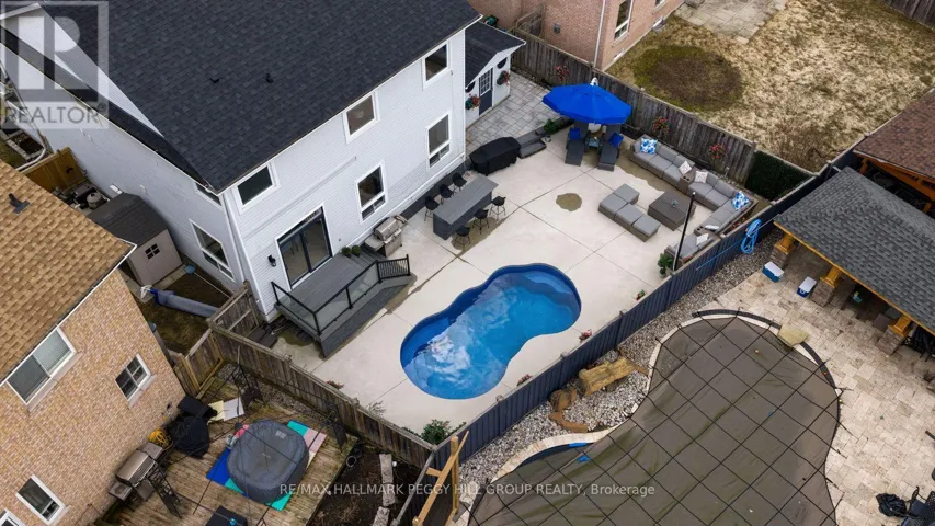 20 THE QUEENSWAY, Barrie (Innis-Shore), Ontario L4M7H6