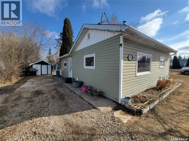 304 1st AVENUE W, Maidstone, Saskatchewan S0M1M0
